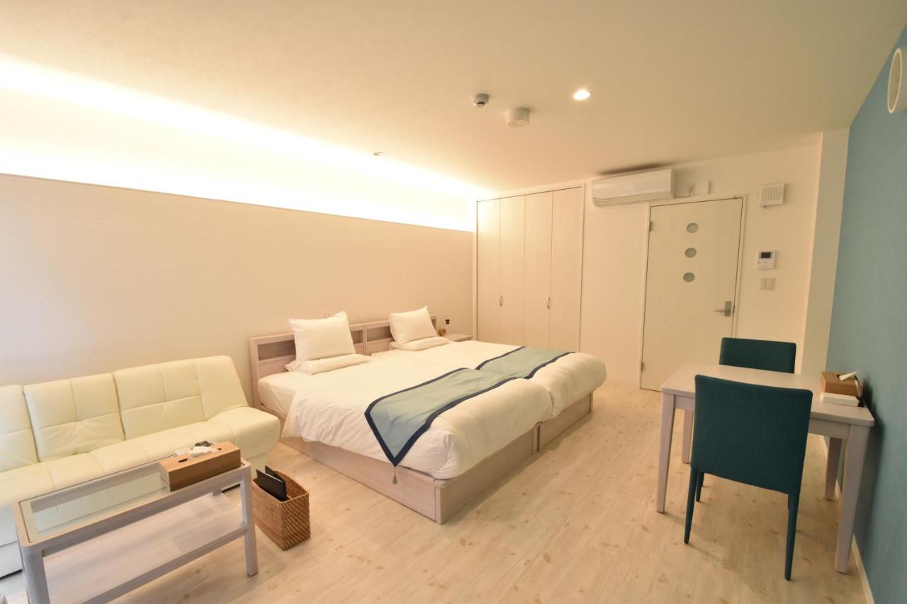 ไพน์ ฮิลล์ โฮเทล มิยาโกจิมะ Aparthotel Miyakojima  ภายนอก รูปภาพ